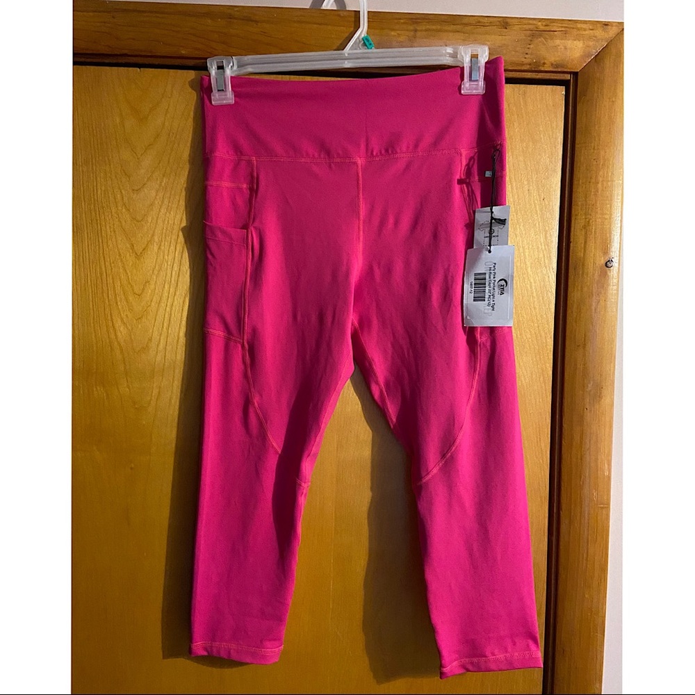 Zyia Active Pink Capris